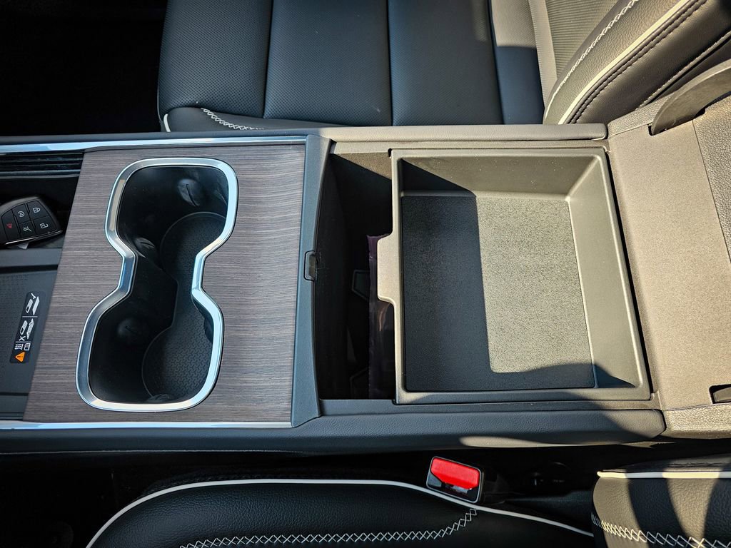 New 2026 GMC Acadia Denali w/ Super Cruise Package image 29