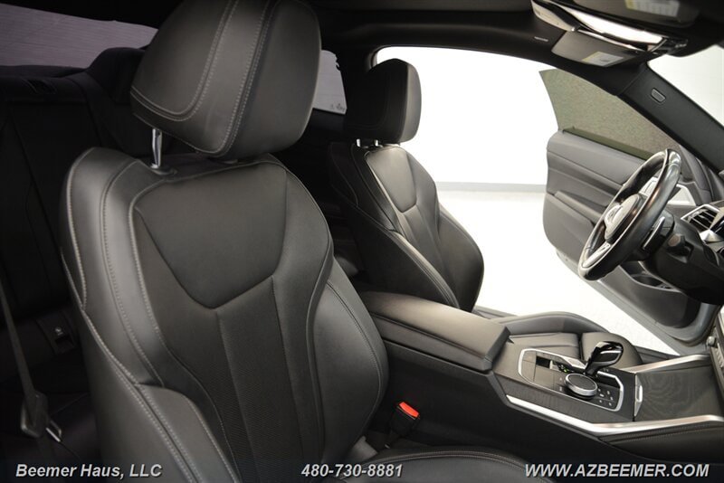 Used 2022 BMW 430i Coupe w/ M Sport Package RWD image 24