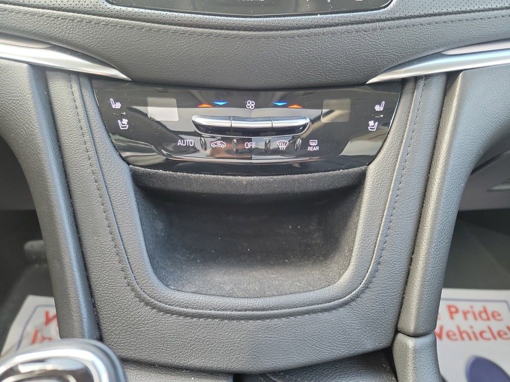 Used 2019 Cadillac XT5 Premium Luxury image 19