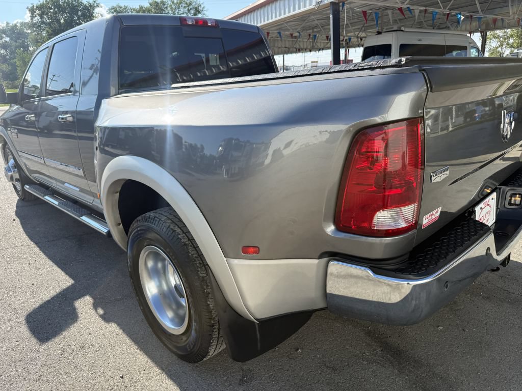 Used 2010 Dodge Ram 3500 Truck Laramie w/ Chrome Accents Group RWD image 8