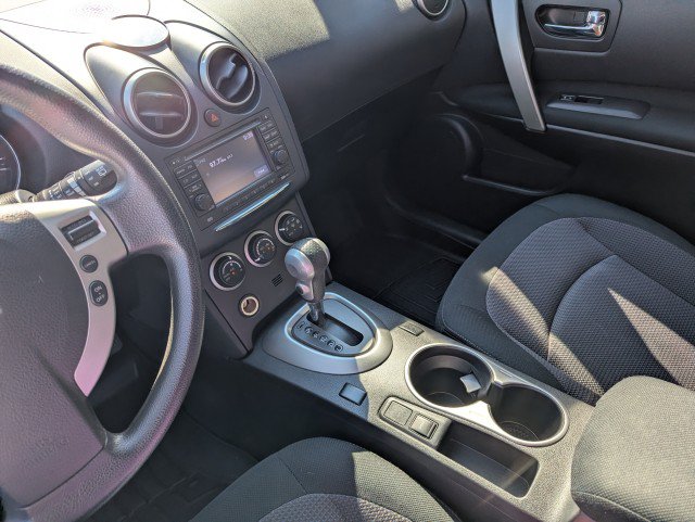 Used 2013 Nissan Rogue SV w/ Premium Pkg AWD/4WD image 16