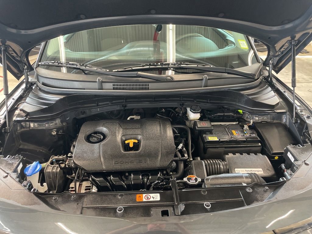 Certified 2023 Kia Soul LX FWD image 19