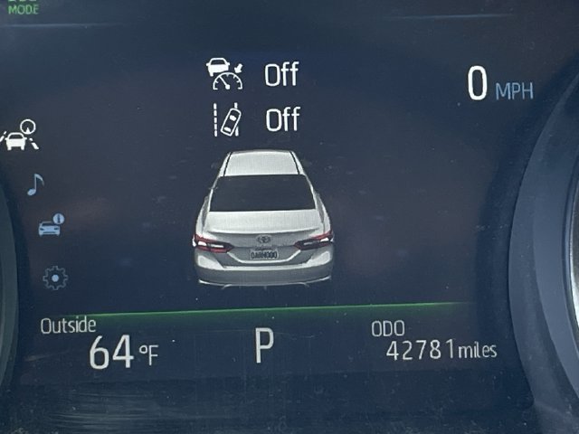 Used 2024 Toyota Camry XSE FWD image 15