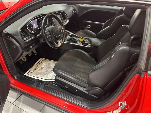 Used 2015 Dodge Challenger R/T Scat Pack w/ Scat Pack Appearance Package image 7