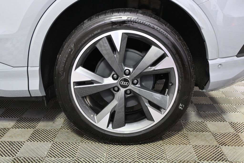 Used 2022 Audi Q4 e-tron Prestige image 20