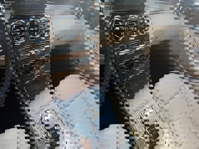 Used 2016 Mercedes-Benz C 300 Sedan image 21