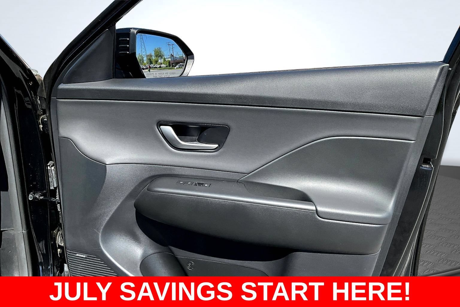Used 2025 Hyundai Kona Limited FWD image 37