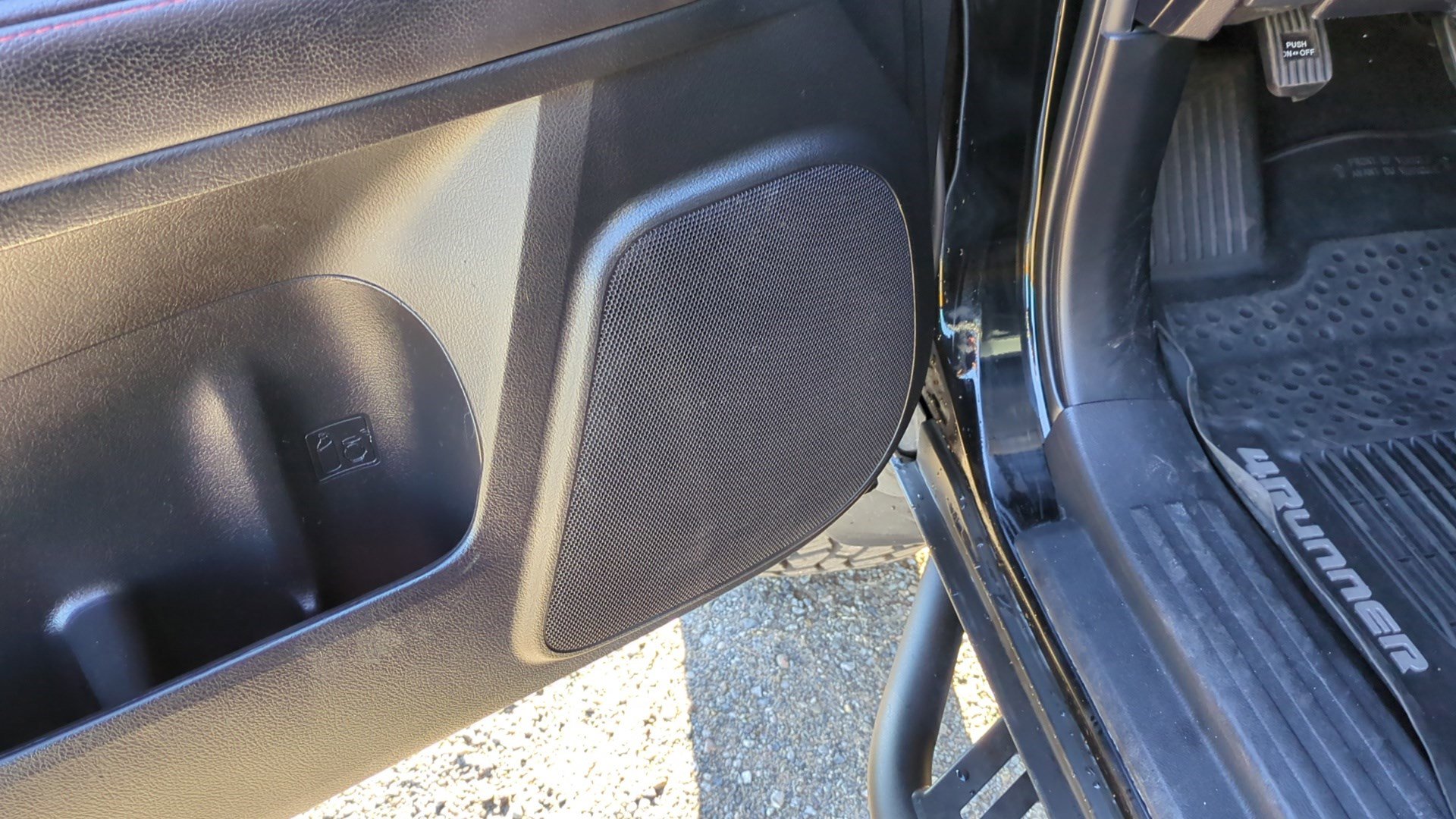 Used 2020 Toyota 4Runner TRD Off-Road Premium image 13