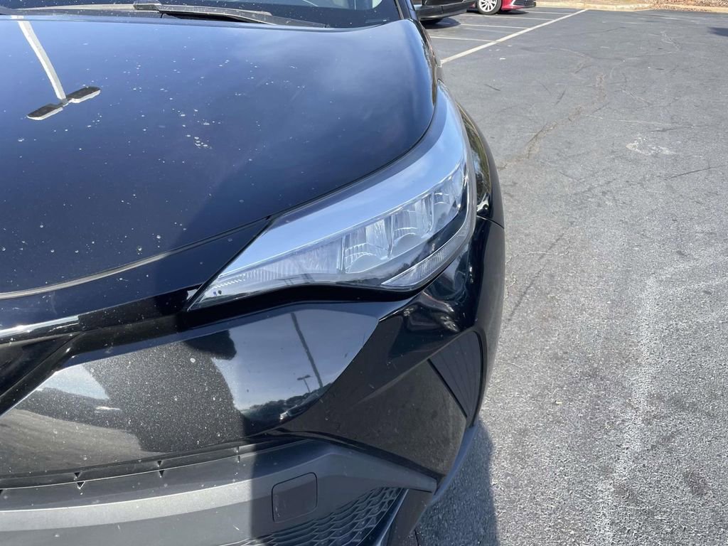 Used 2021 Toyota C-HR LE image 13