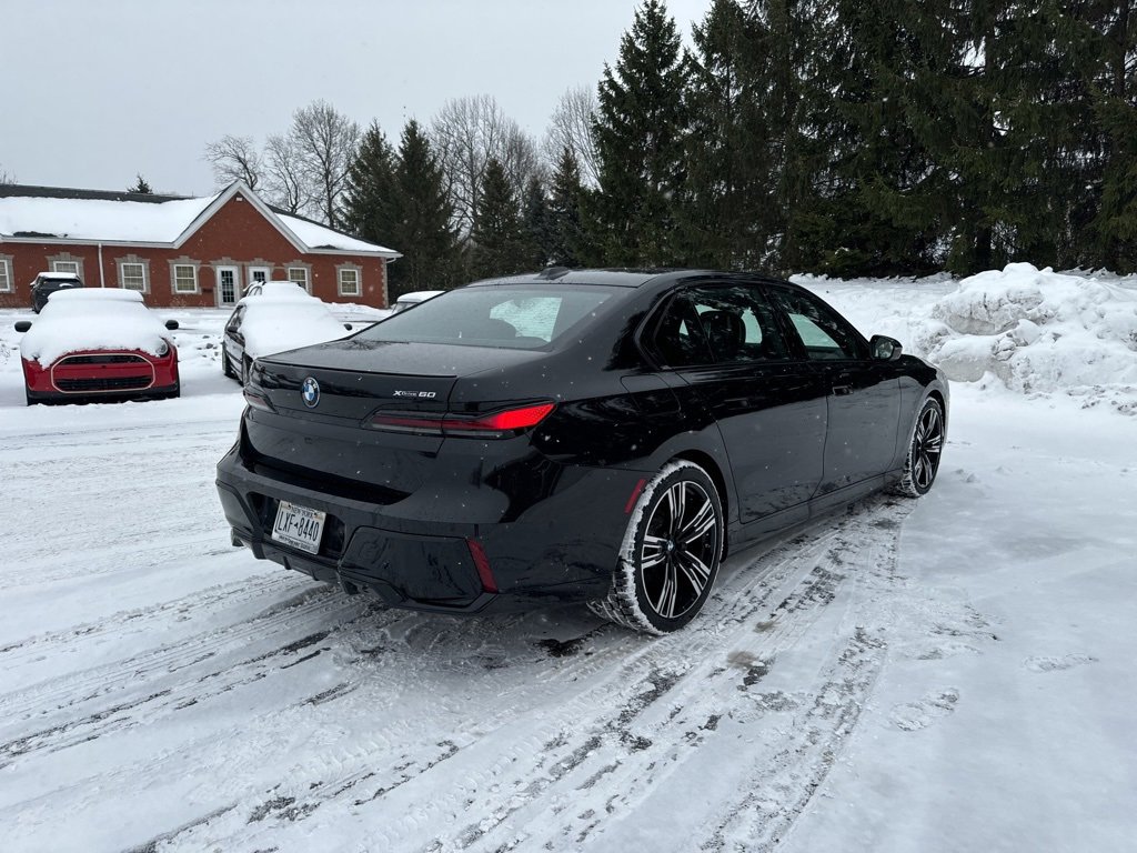 Used 2026 BMW i7 xDrive60 w/ Executive Package image 6