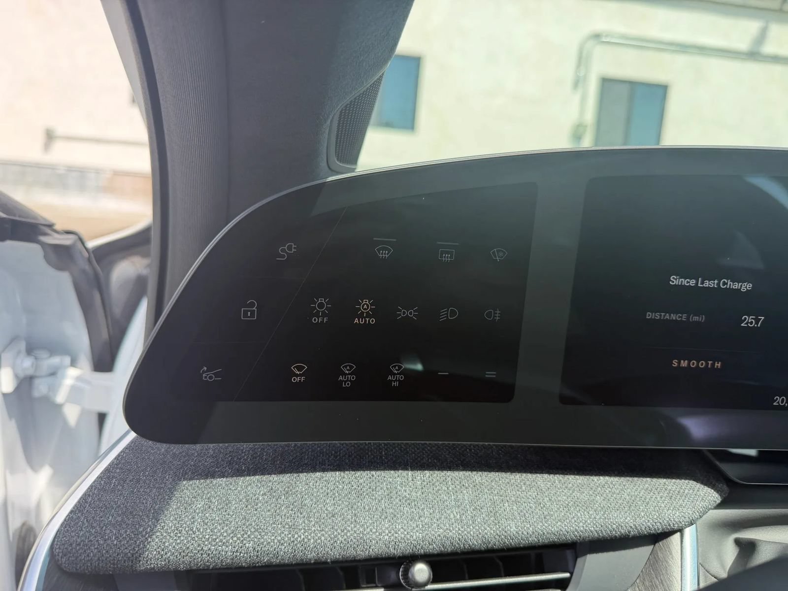 Used 2024 Lucid Air Touring AWD/4WD image 14