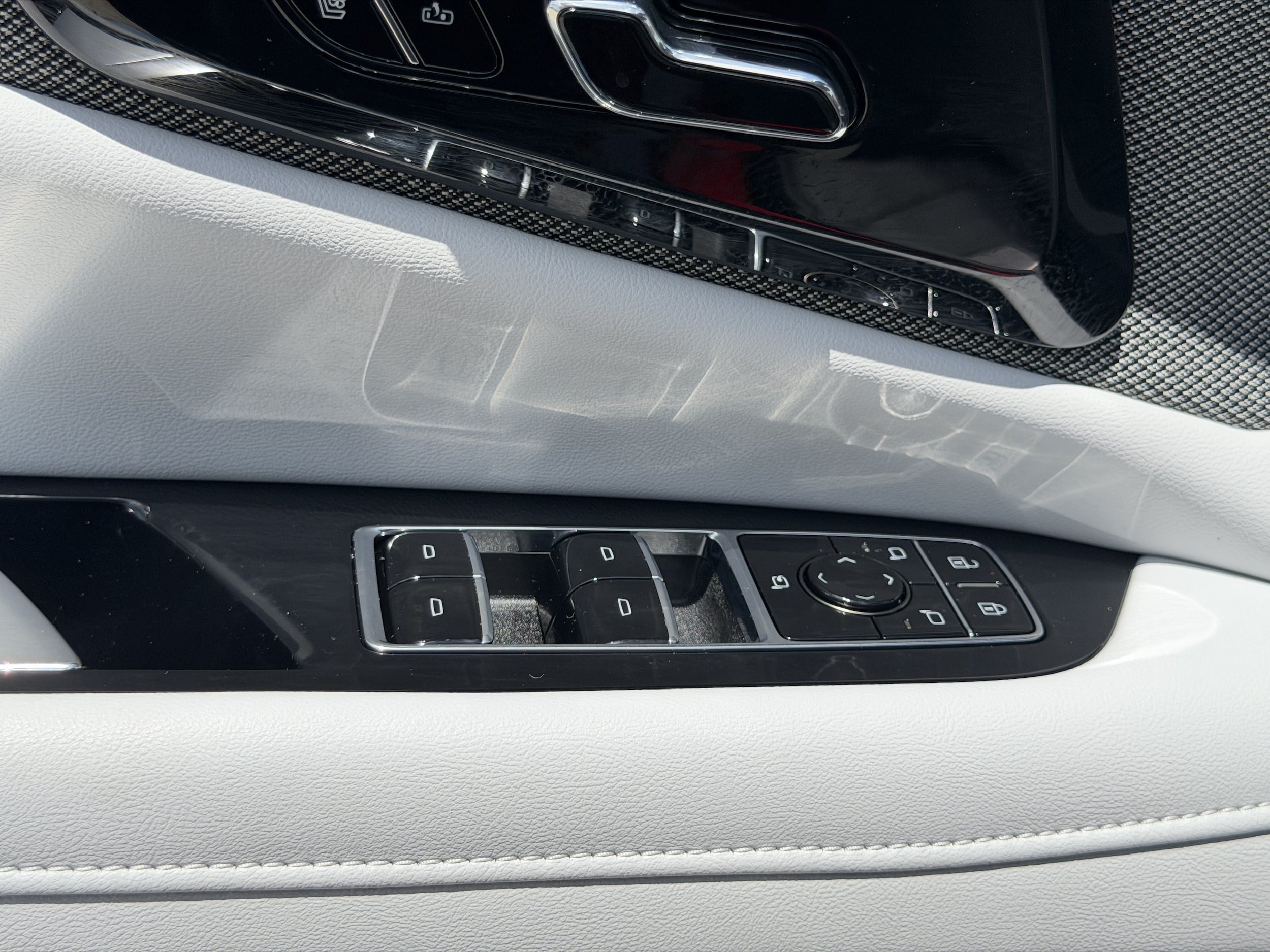New 2027 Cadillac Optiq Premium Luxury RWD image 16