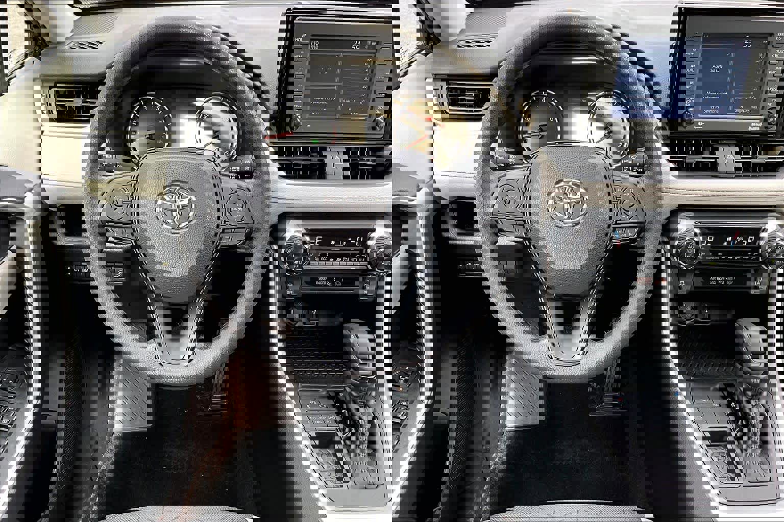 Certified 2021 Toyota RAV4 XLE w/ Convenience Package image 6