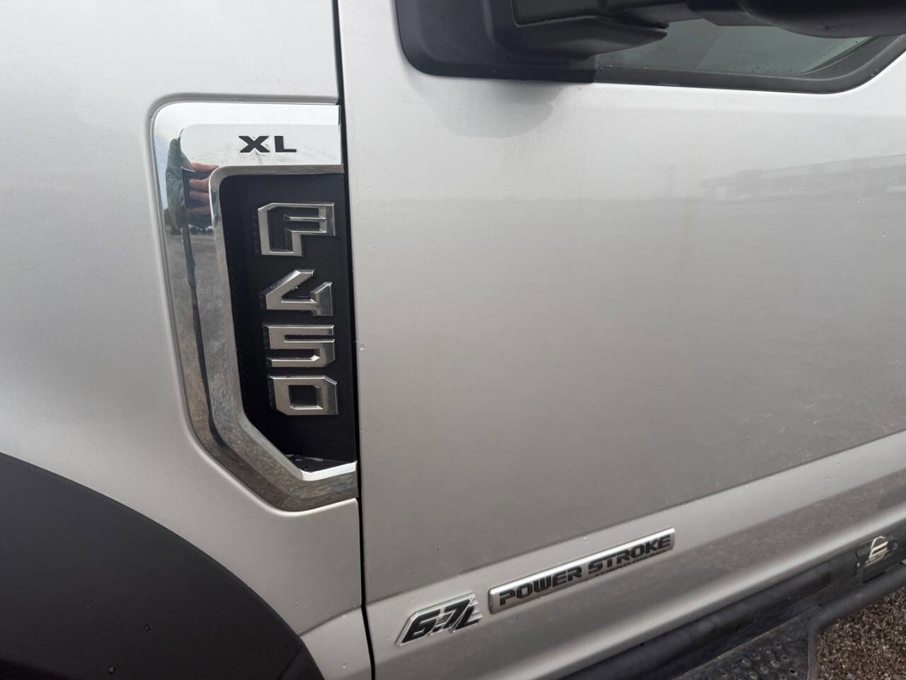Used 2017 Ford F450 XL w/ Power Equipment Group AWD/4WD image 10