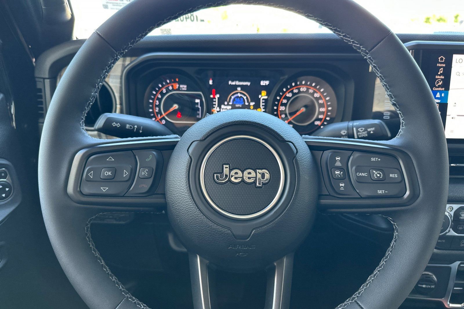 New 2026 Jeep Gladiator Sport AWD/4WD image 24
