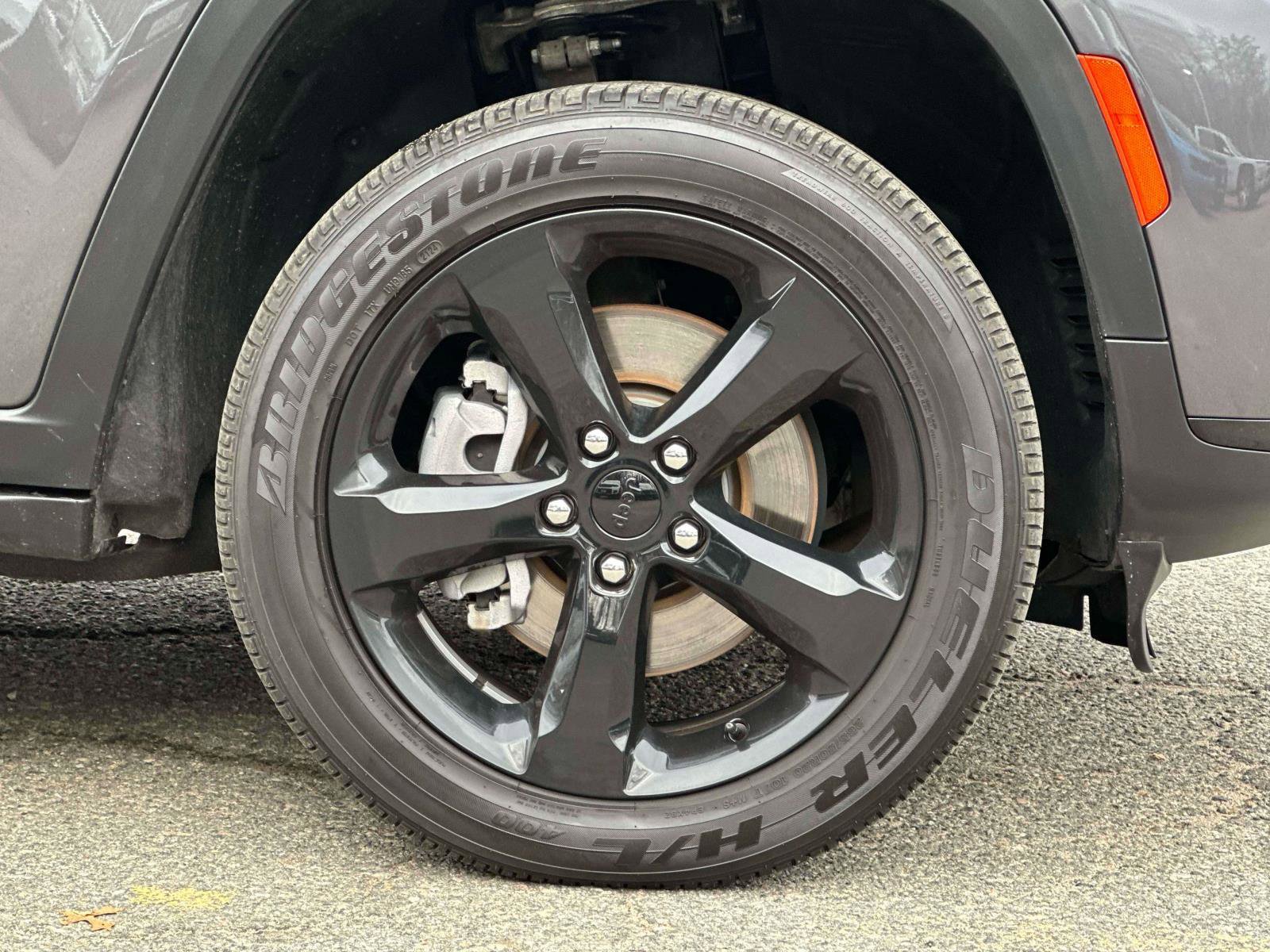 Used 2024 Jeep Grand Cherokee L Altitude image 7