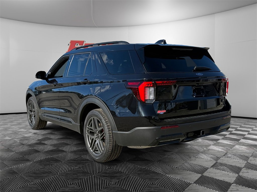 New 2025 Ford Explorer ST-Line w/ Premium Package image 3