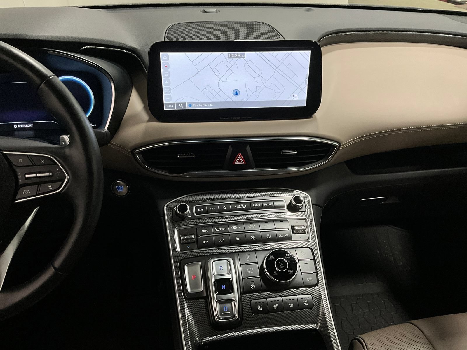 Used 2023 Hyundai Santa Fe Limited AWD/4WD image 7