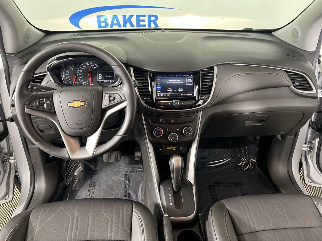 Used 2022 Chevrolet Trax LT w/ LT Convenience Package image 20