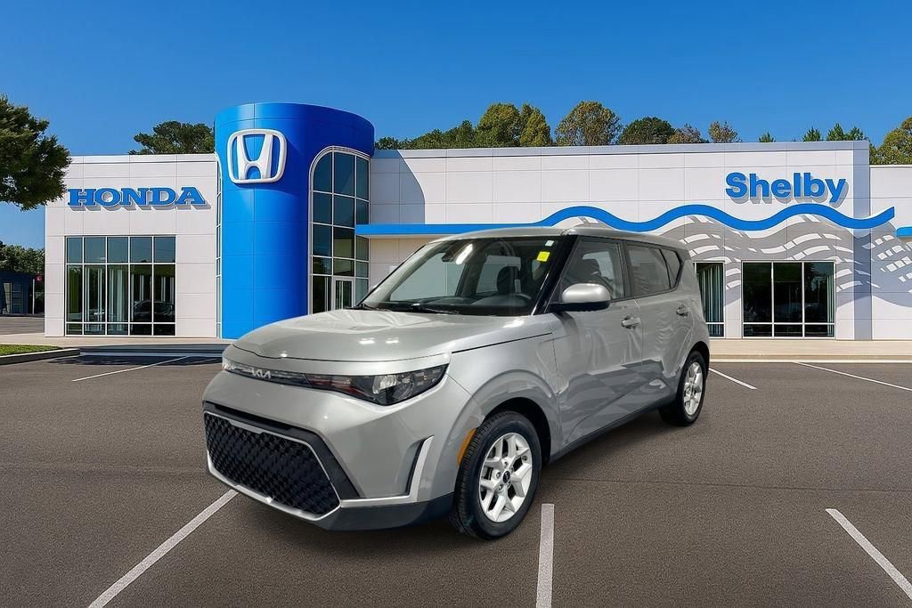 Used 2024 Kia Soul LX w/ Option Group 015 image 4