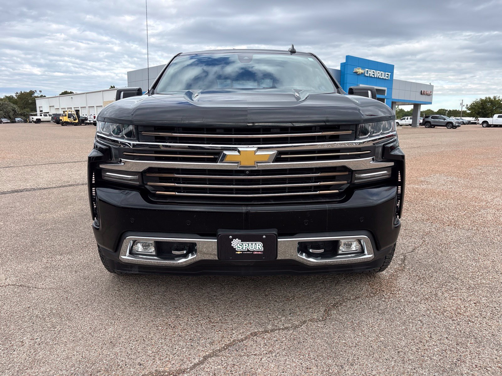Used 2020 Chevrolet Silverado 1500 High Country w/ Technology Package AWD/4WD image 9