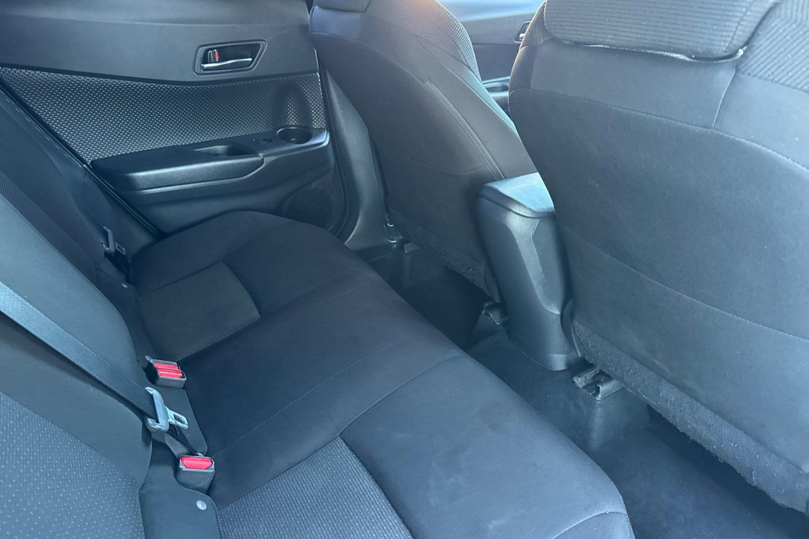 Used 2019 Toyota C-HR LE image 18