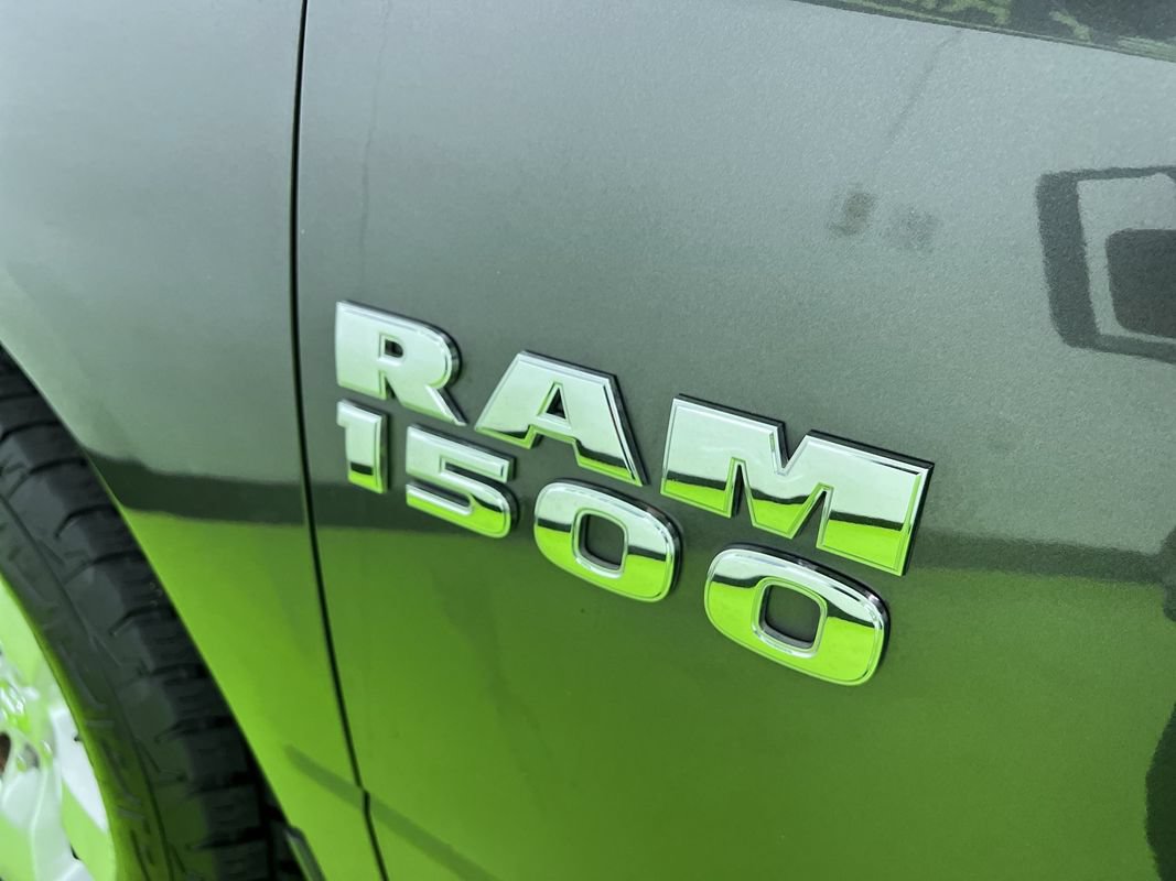 Used 2018 RAM 1500 Express RWD image 13