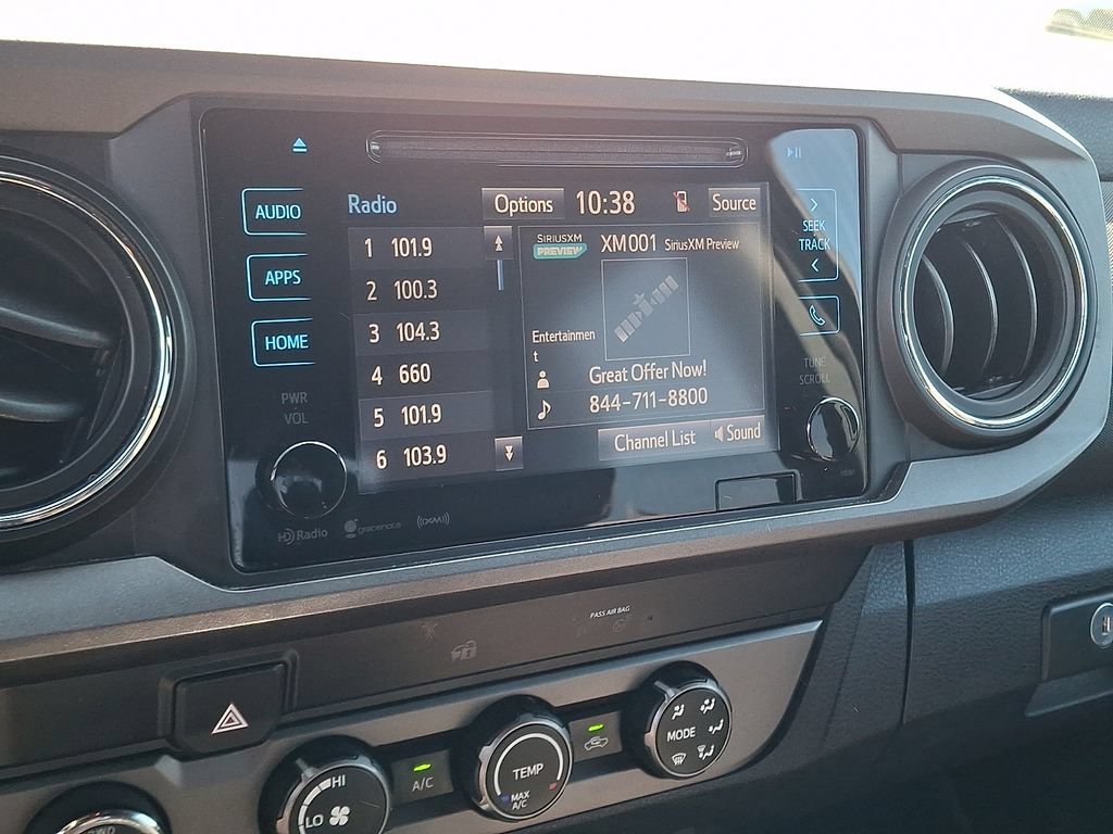 Used 2019 Toyota Tacoma TRD Off-Road AWD/4WD image 3
