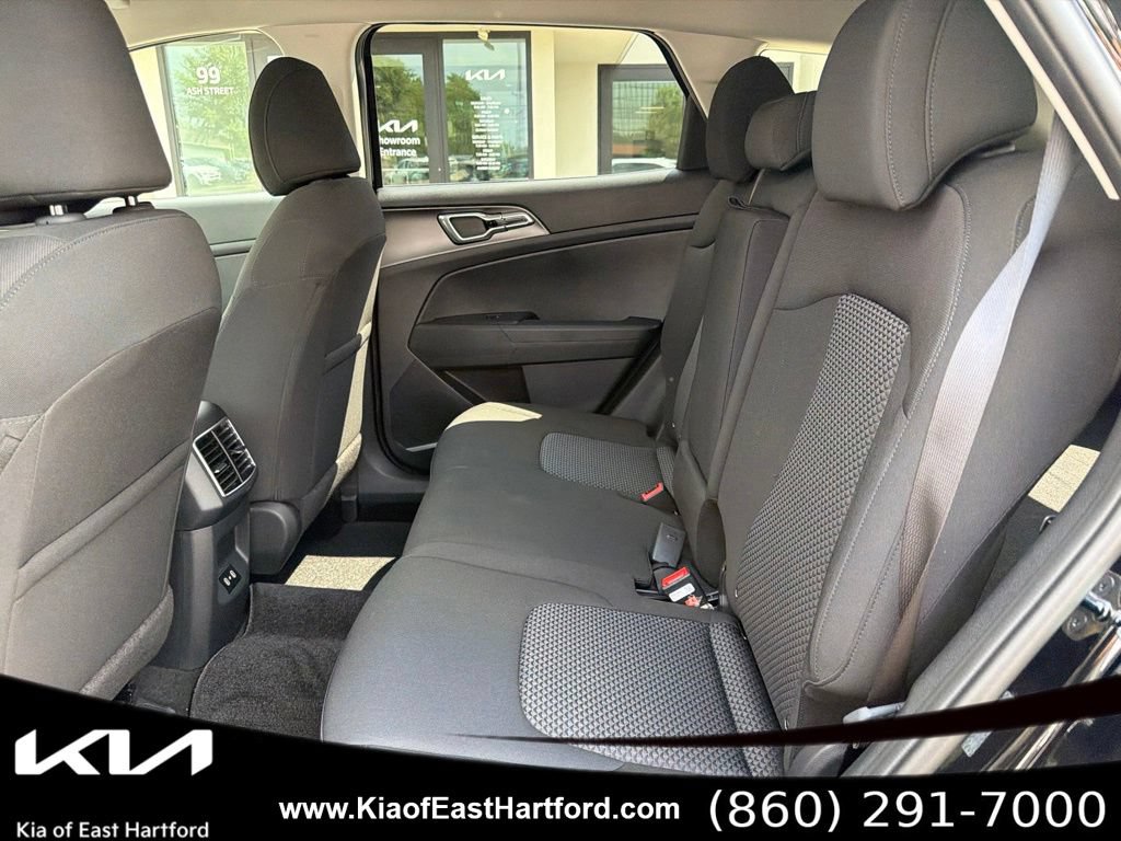 New 2026 Kia Sportage LX w/ LX Convenience Package AWD/4WD image 18