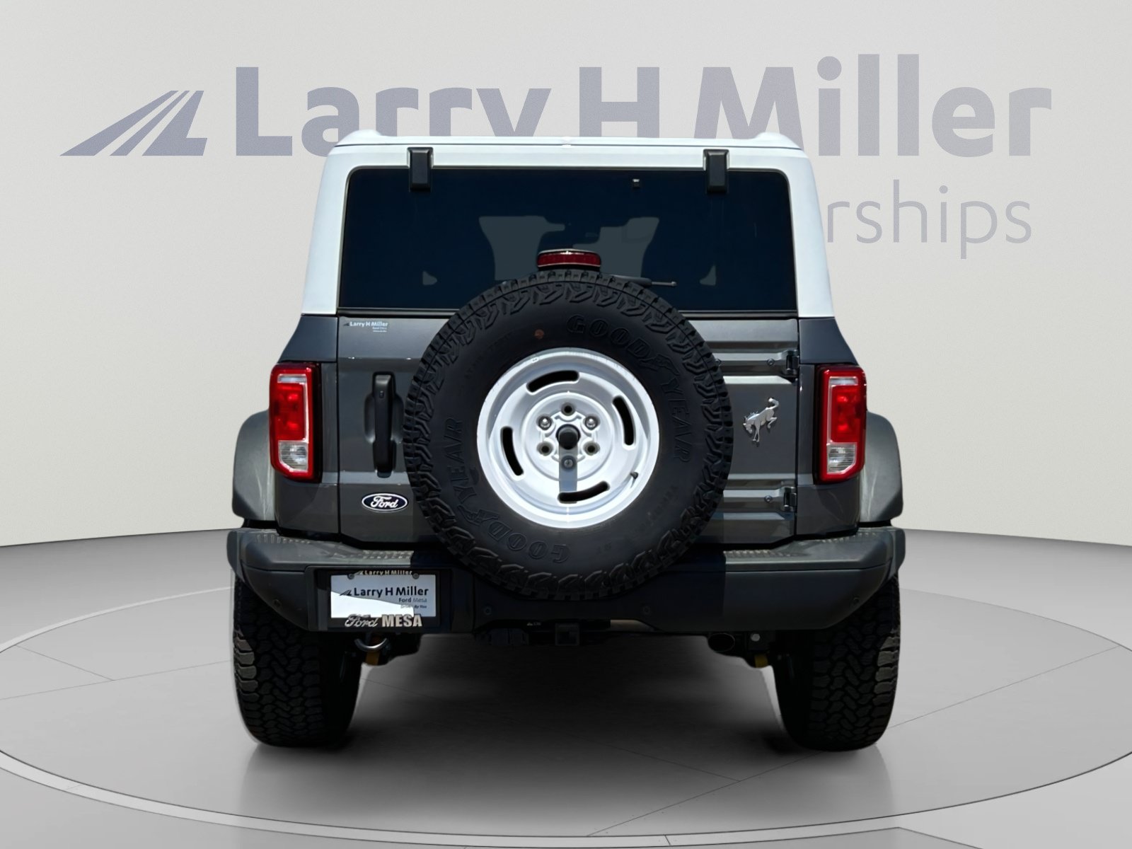 New 2026 Ford Bronco Heritage Edition AWD/4WD image 4