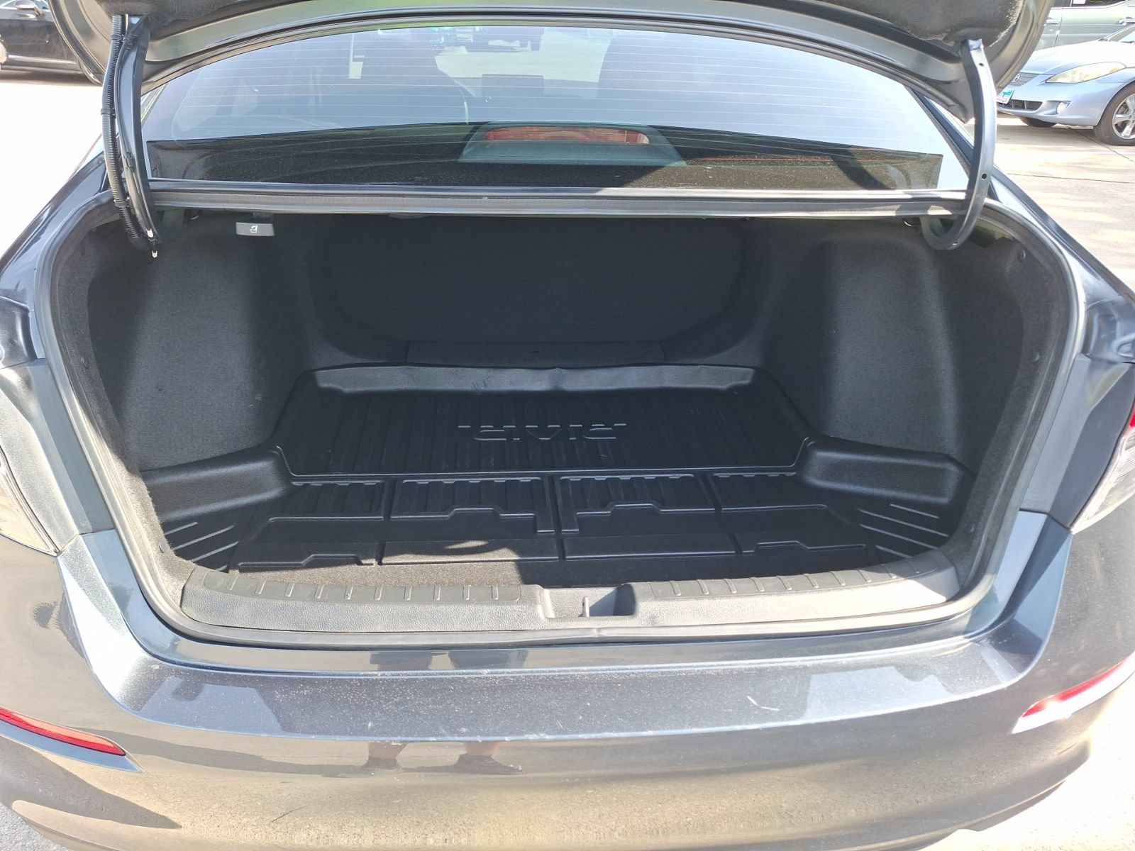 Used 2023 Honda Civic LX image 34
