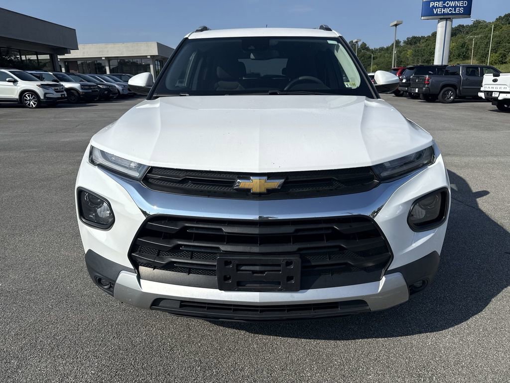 Used 2021 Chevrolet TrailBlazer LT image 2