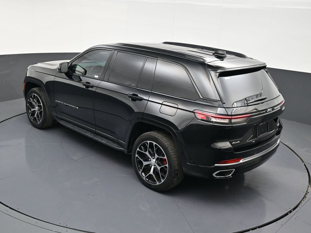 Used 2023 Jeep Grand Cherokee Summit image 14