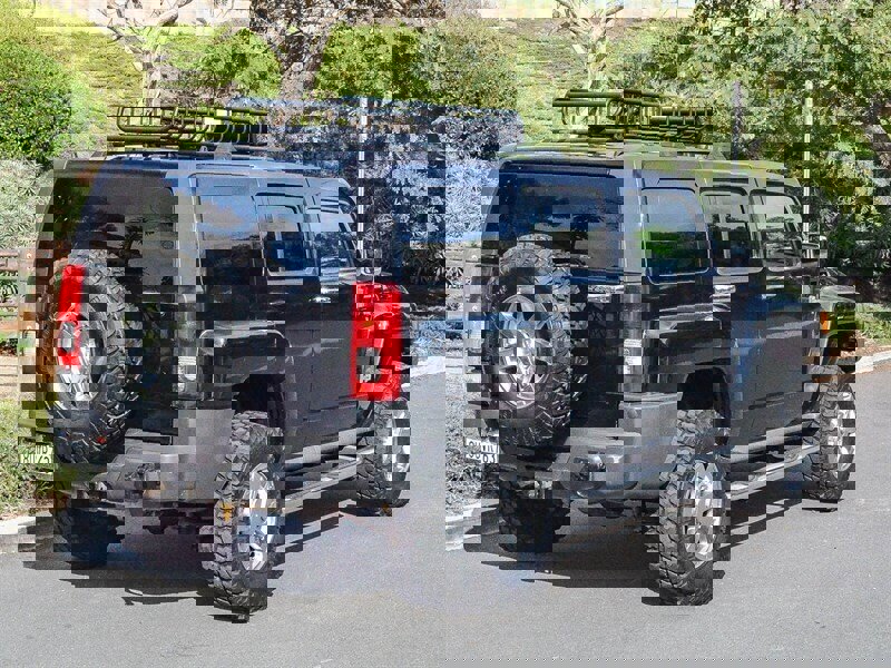 Used 2007 HUMMER H3 image 6