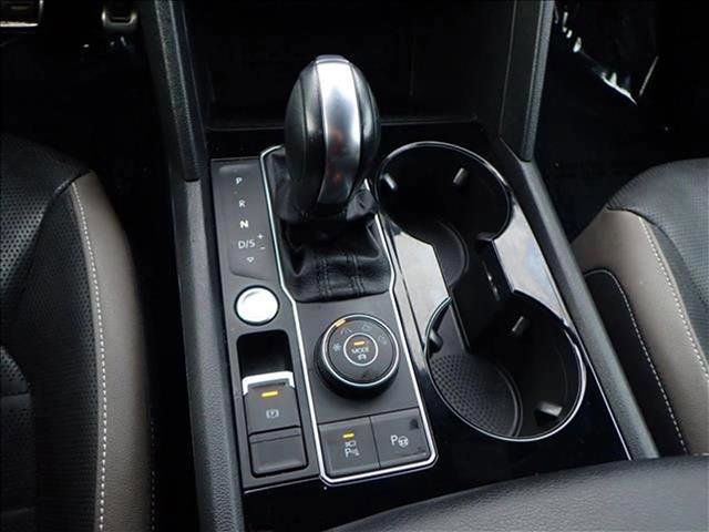 Used 2020 Volkswagen Atlas Cross Sport SEL Premium R-Line image 24