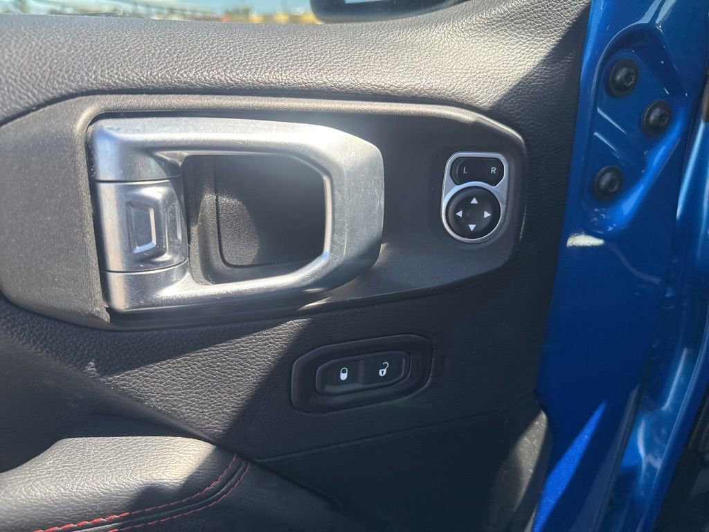 Used 2020 Jeep Gladiator Rubicon image 12