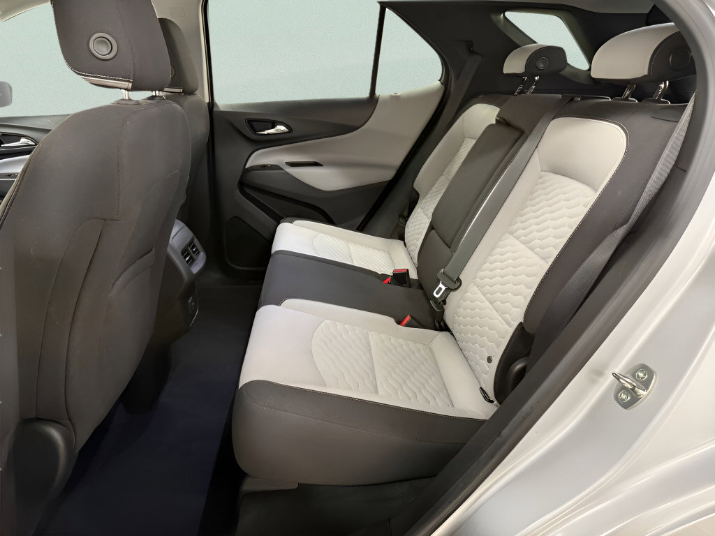 Used 2019 Chevrolet Equinox LT image 16