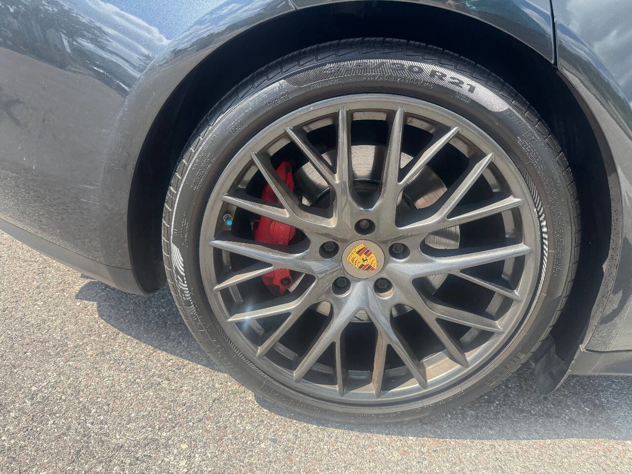 Used 2017 Porsche Panamera Turbo w/ Sport Package image 30