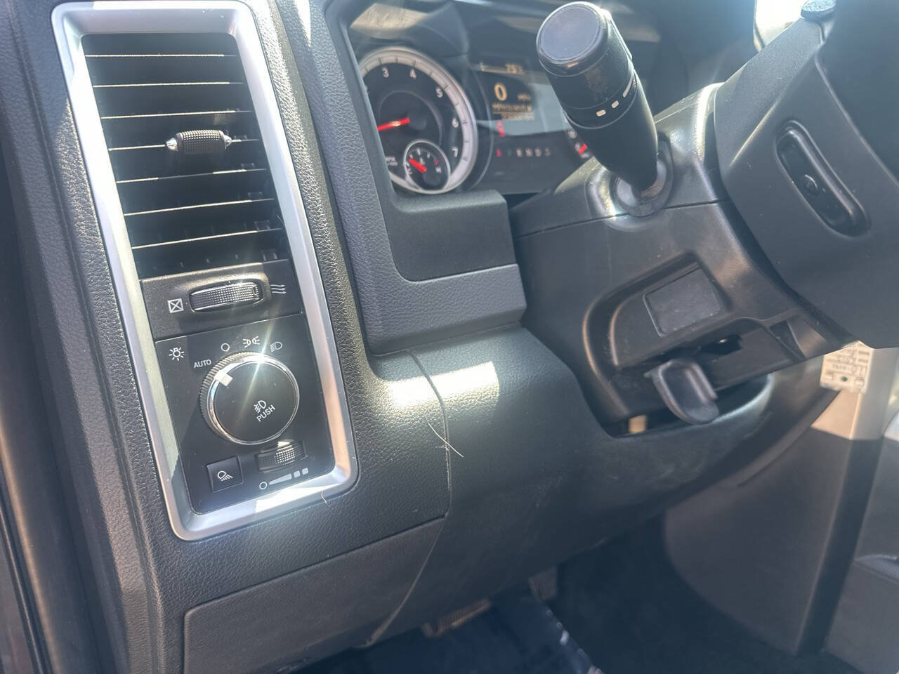 Used 2015 RAM 1500 Big Horn AWD/4WD image 26