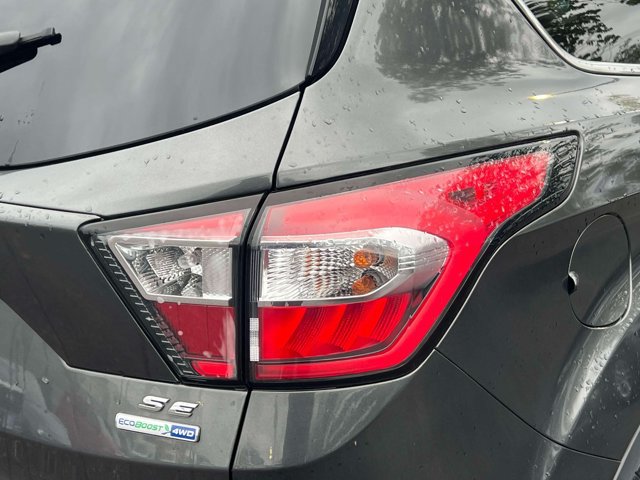Used 2018 Ford Escape SE AWD/4WD image 10