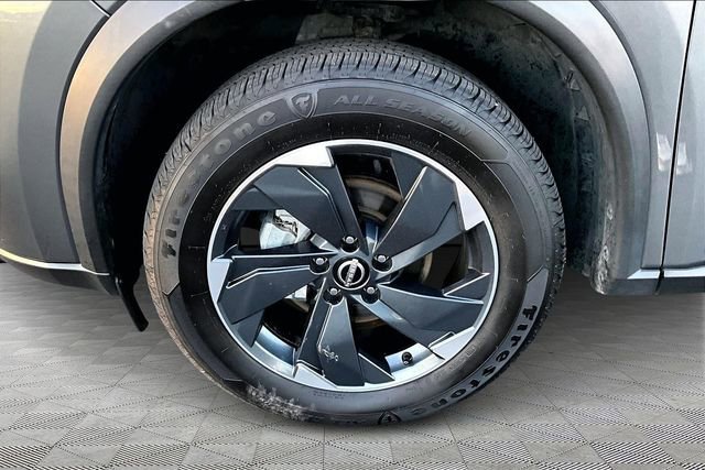 Used 2024 Nissan Rogue SV image 22