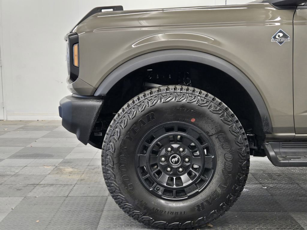 New 2026 Ford Bronco Outer Banks AWD/4WD image 9