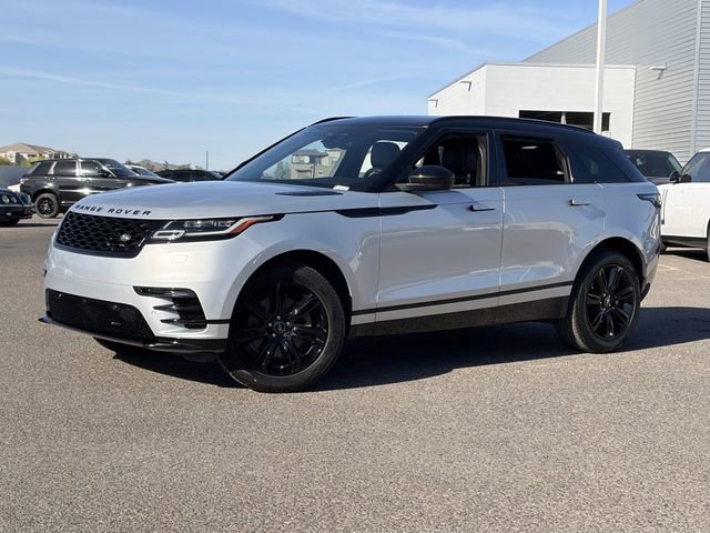 Used 2022 Land Rover Range Rover Velar R-Dynamic S image 2