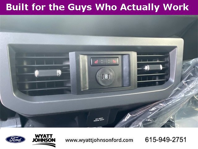 New 2025 Ford F350 Lariat w/ Lariat Ultimate Package image 17