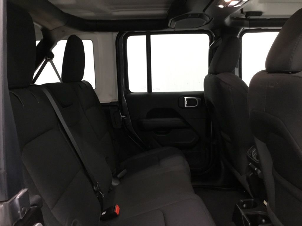 Used 2021 Jeep Wrangler Unlimited Sahara w/ Dual Top Group image 18