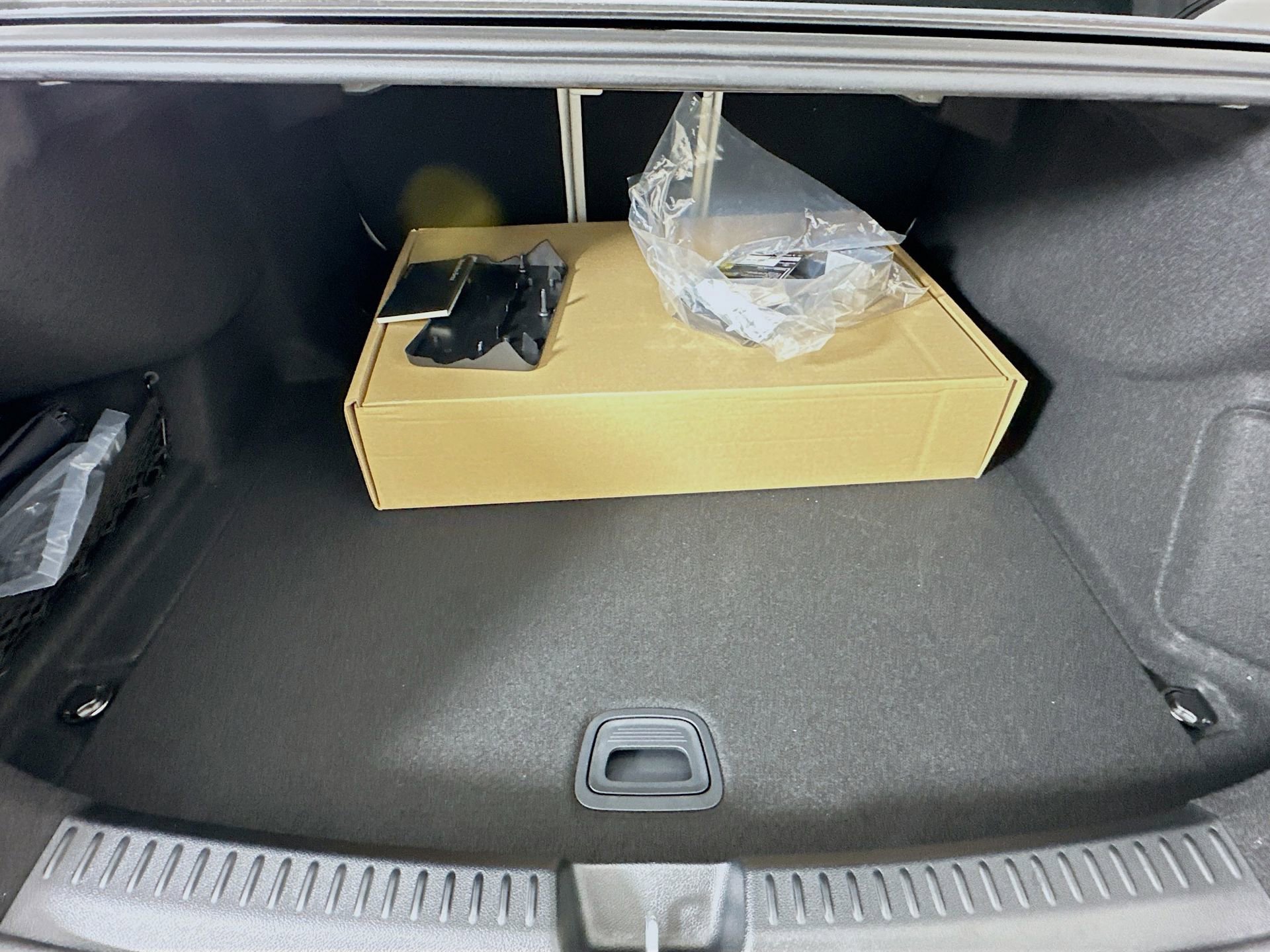 New 2026 Mercedes-Benz E 350 4MATIC Sedan image 29