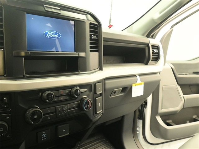 New 2026 Ford F250 XL w/ XL Off-Road Package image 13