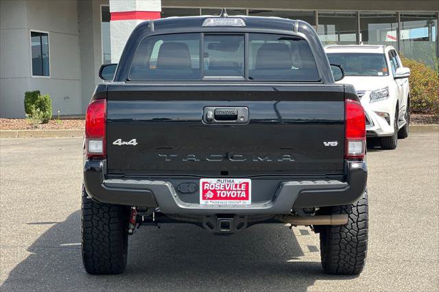 Certified 2022 Toyota Tacoma SR AWD/4WD image 8
