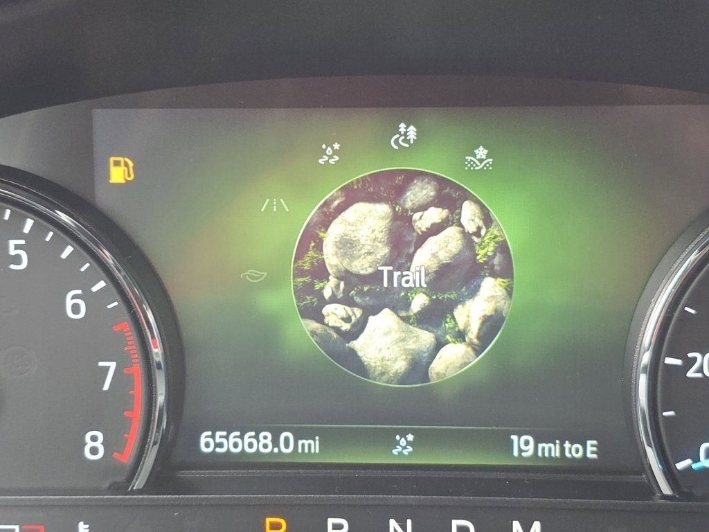 Used 2023 Ford Explorer Timberline image 11