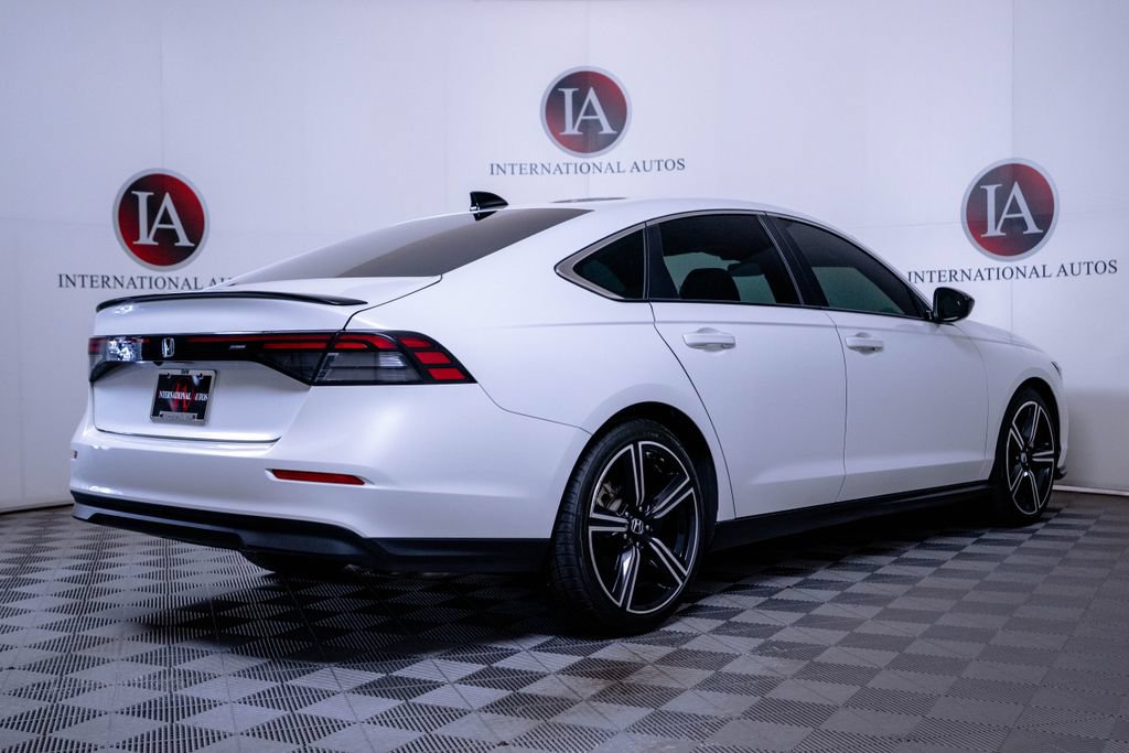 Used 2024 Honda Accord Sport image 6